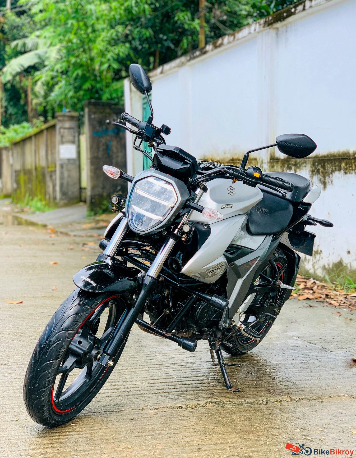 Suzuki Gixxer Fi ABS