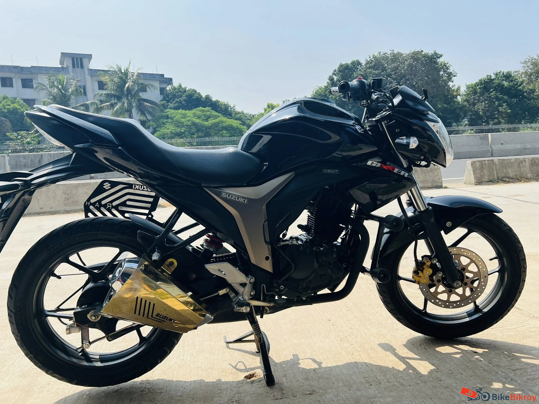 Suzuki Gixxer Monotone