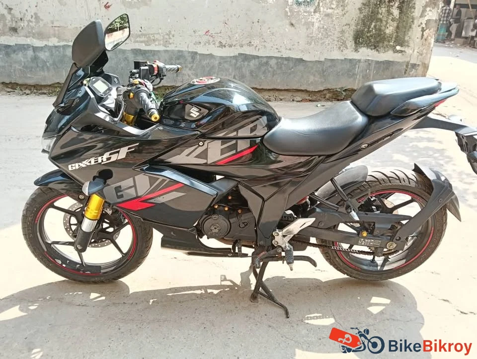 Suzuki gixxer SF Fi ABS