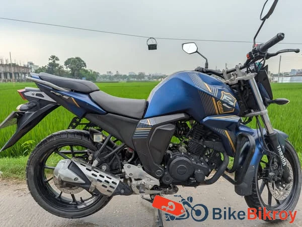 Yamaha FZS V2