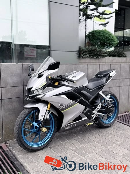 Yamaha R15 V3 Indonesia