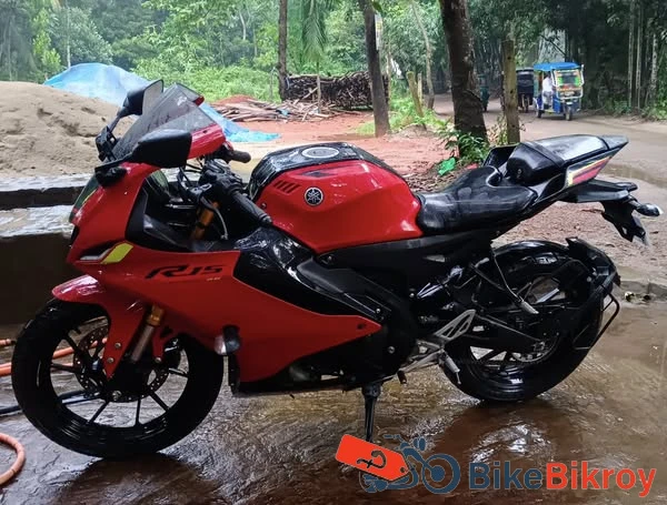Yamaha R15 V4 Bs6