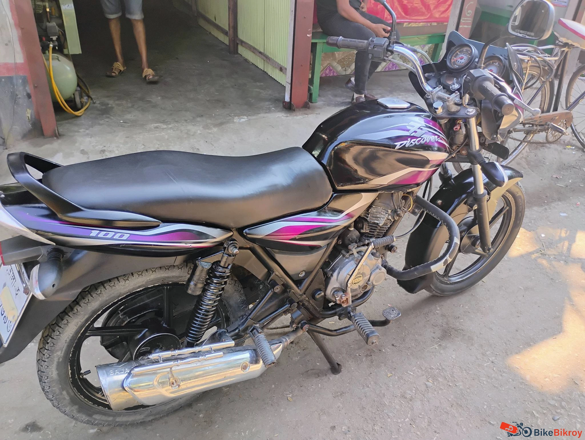 Bajaj Discover 100