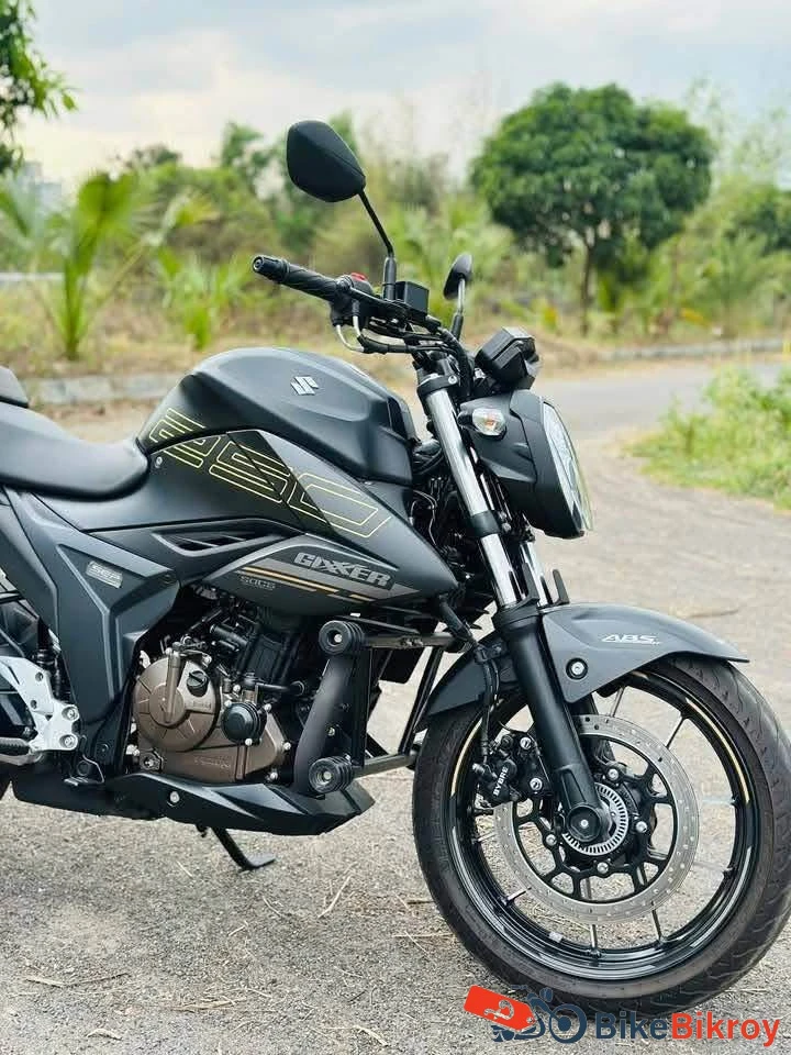 Suzuki Gixxer Fi ABS