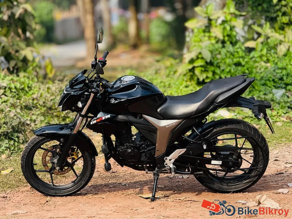 Suzuki Gixxer Monotone