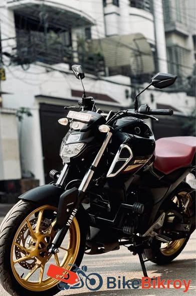 Yamaha FZS Deluxe 2024