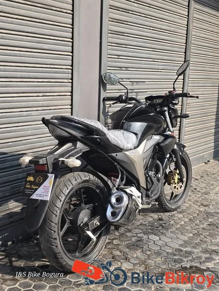 Suzuki Gixxer Monotone
