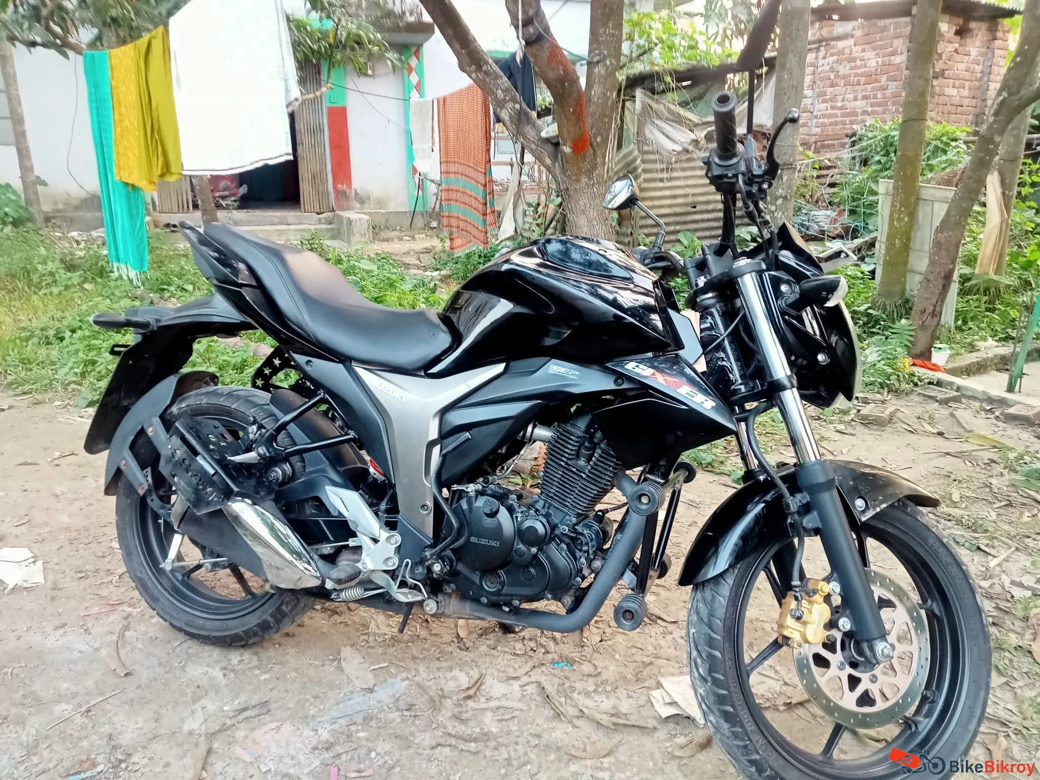 Suzuki Gixxer Monotone