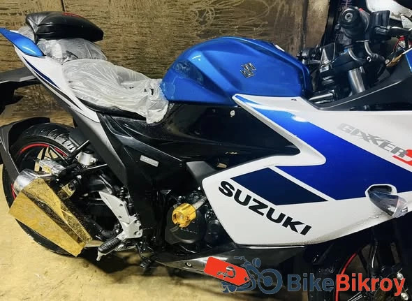 Suzuki Gixxer SF FI ABS V4