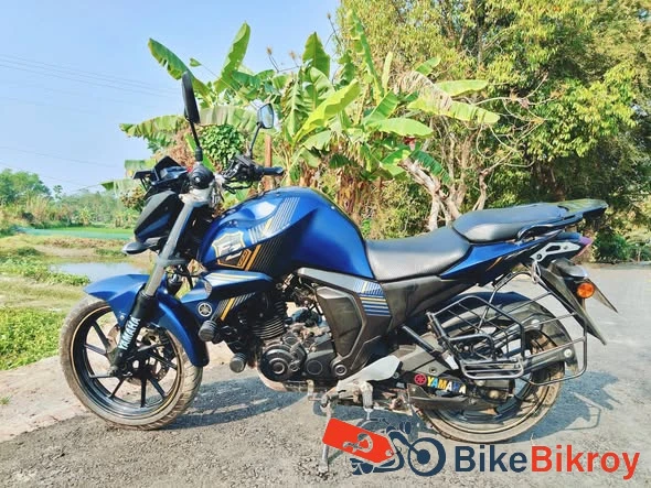Yamaha FZS V2