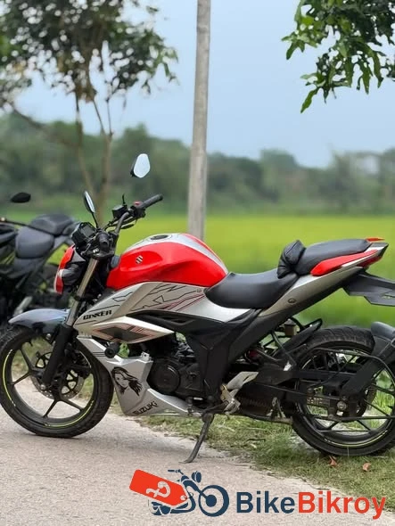 Suzuki Gixxer Carb Disc