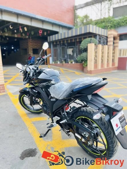 Suzuki Gixxer Monotone