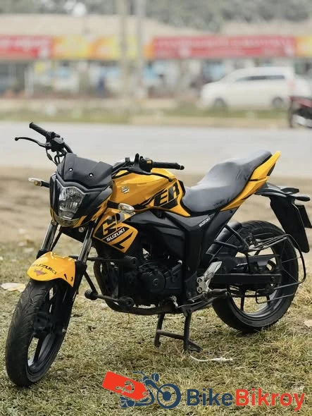 Suzuki Gixxer Monotone