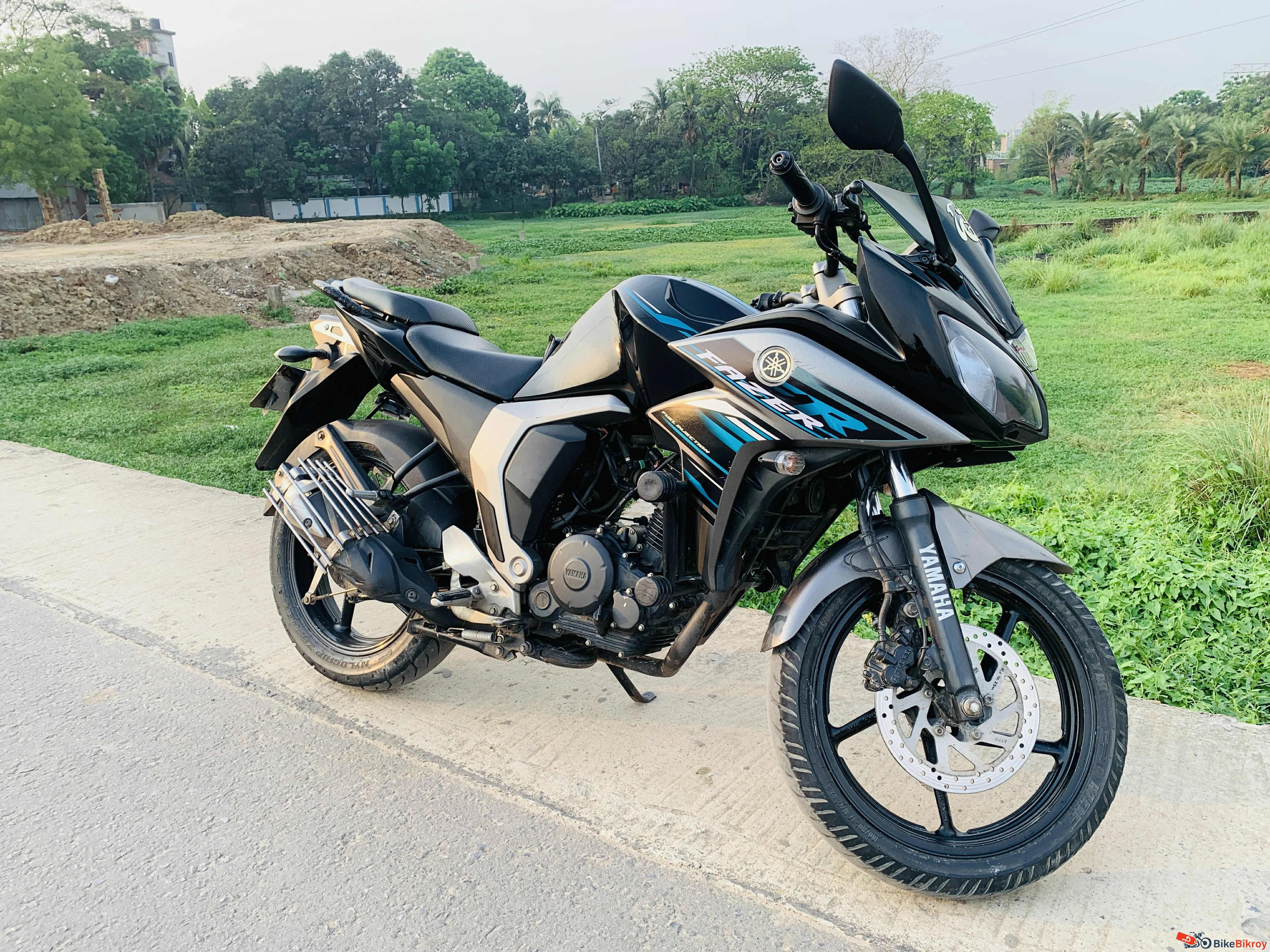 Yamaha Fazer FI V2