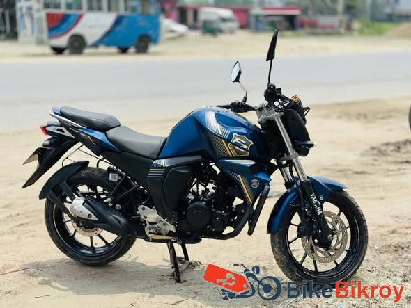 Yamaha FZS V2