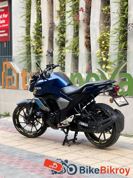 Yamaha FZS V3 FI ABS
