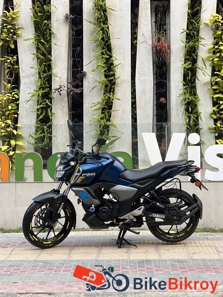 Yamaha FZS V3 FI ABS