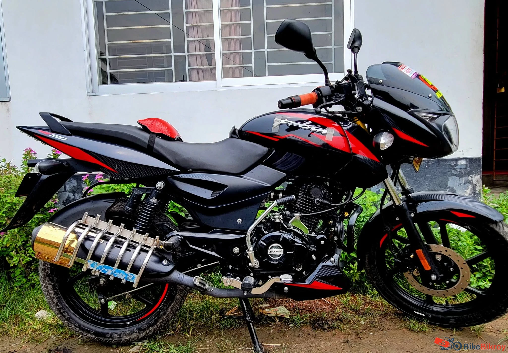 Bajaj Pulsar 150cc