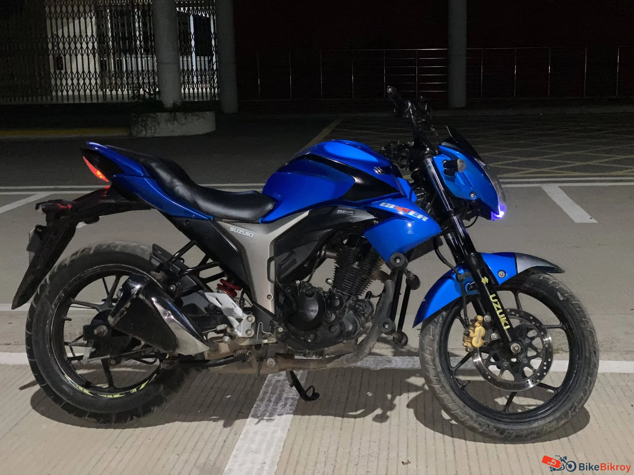 Suzuki Gixxer Monotone