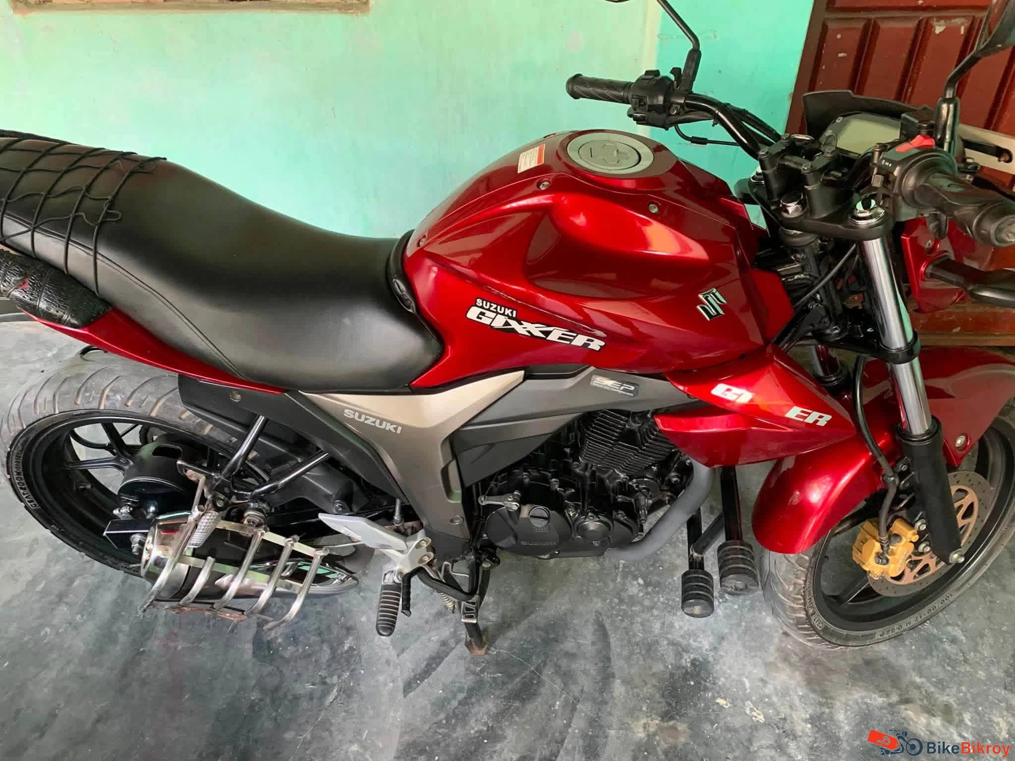 Suzuki Gixxer Monotone