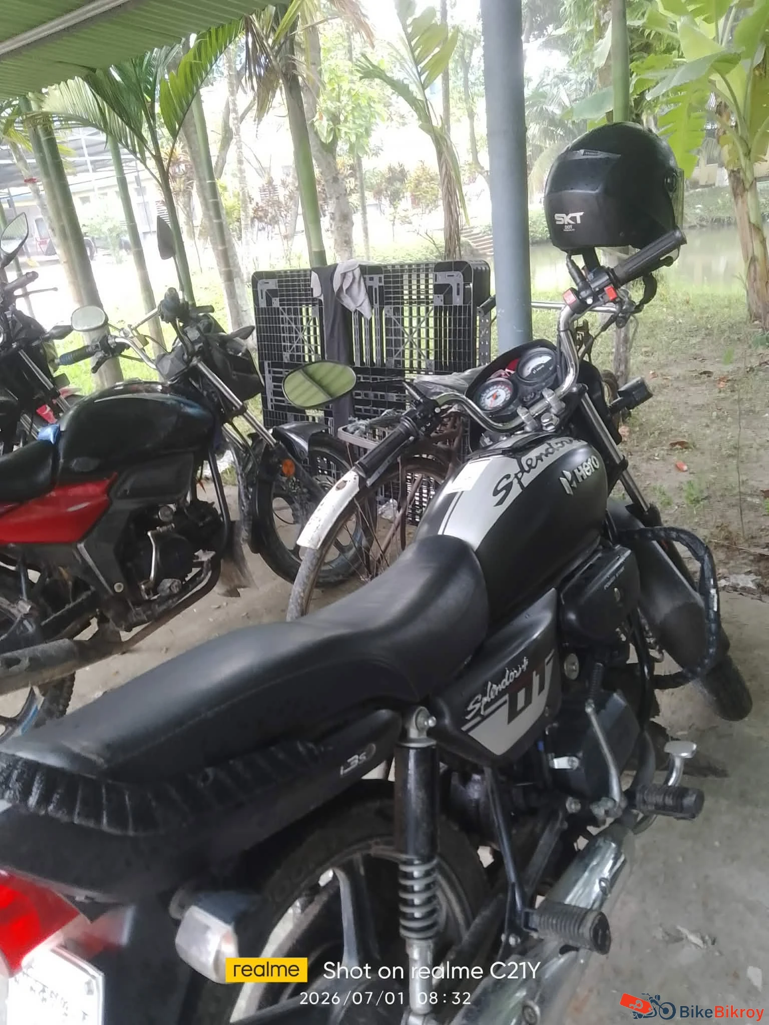 Hero splendor plus sports edition