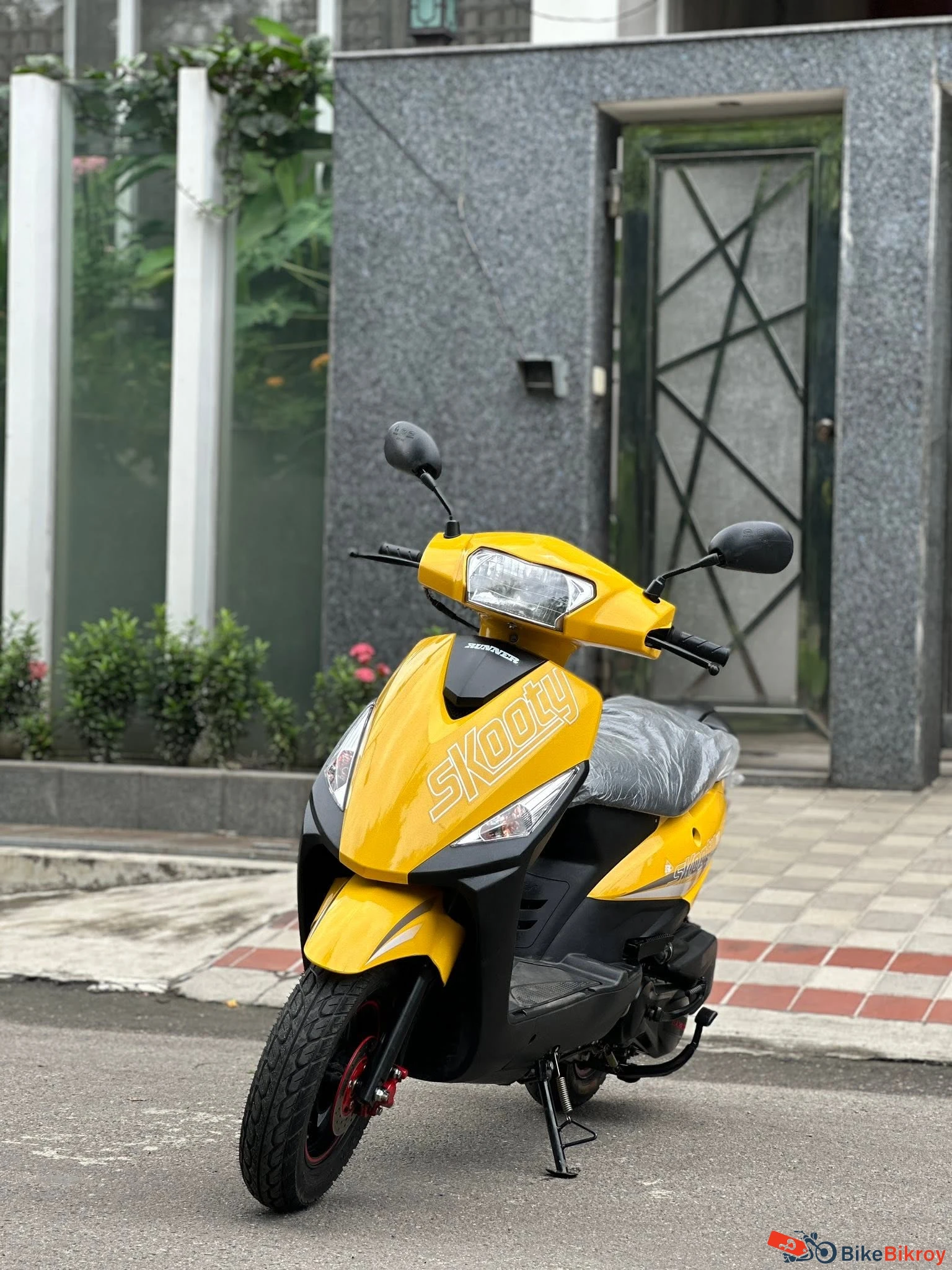 Runner Scooty 110cc