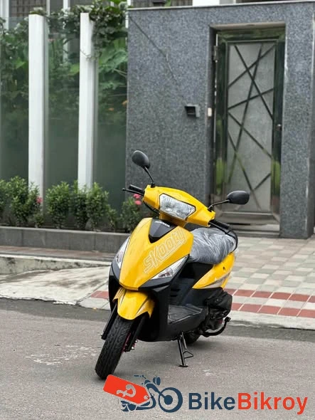 Runner scooty 110cc