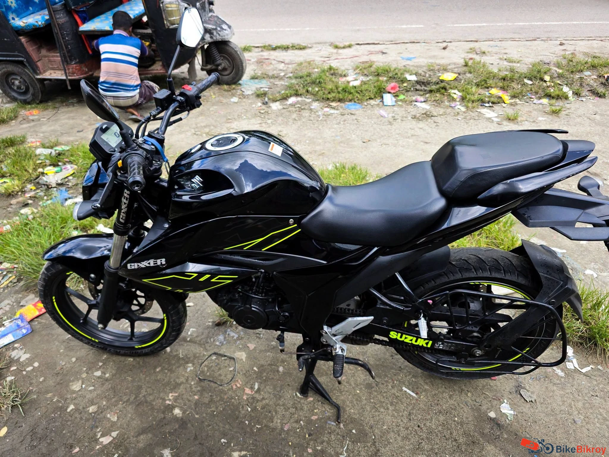 Suzuki Gixxer carburetor
