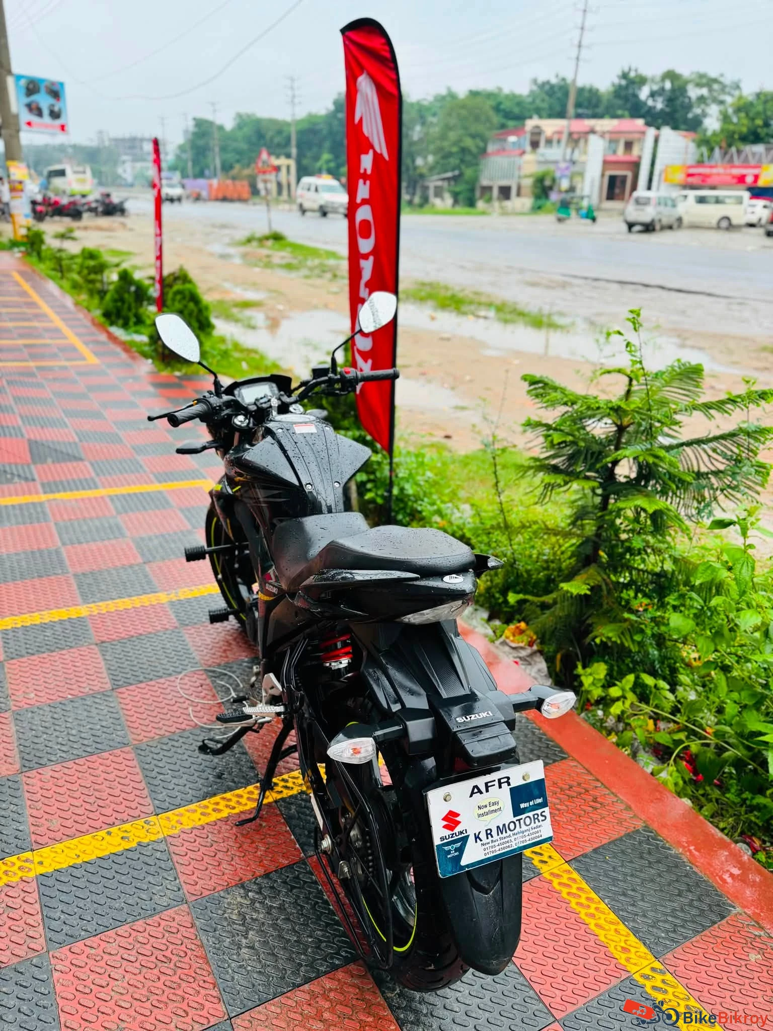 Suzuki Gixxer Monotone