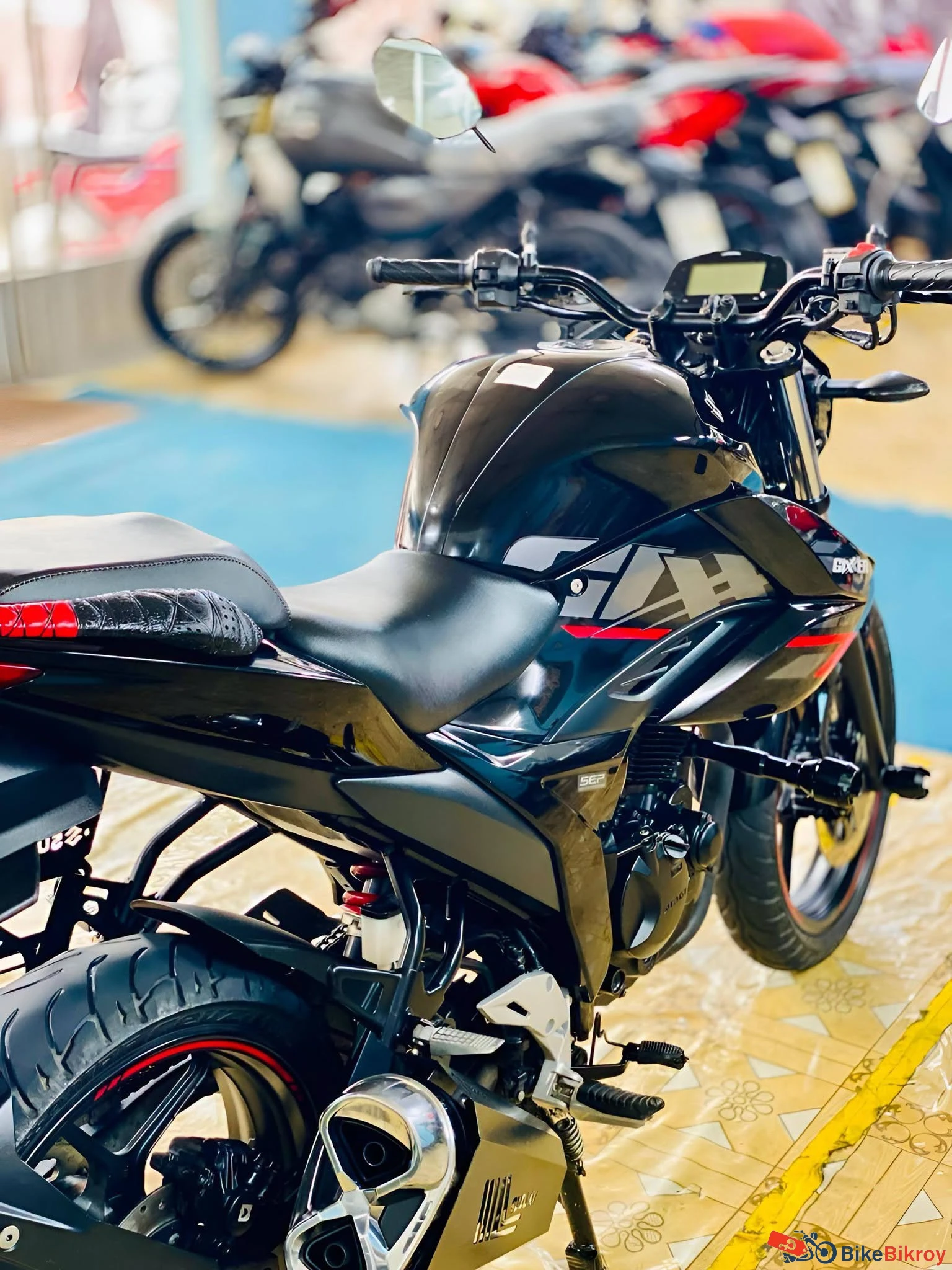 Suzuki Gixxer Naket FI ABS