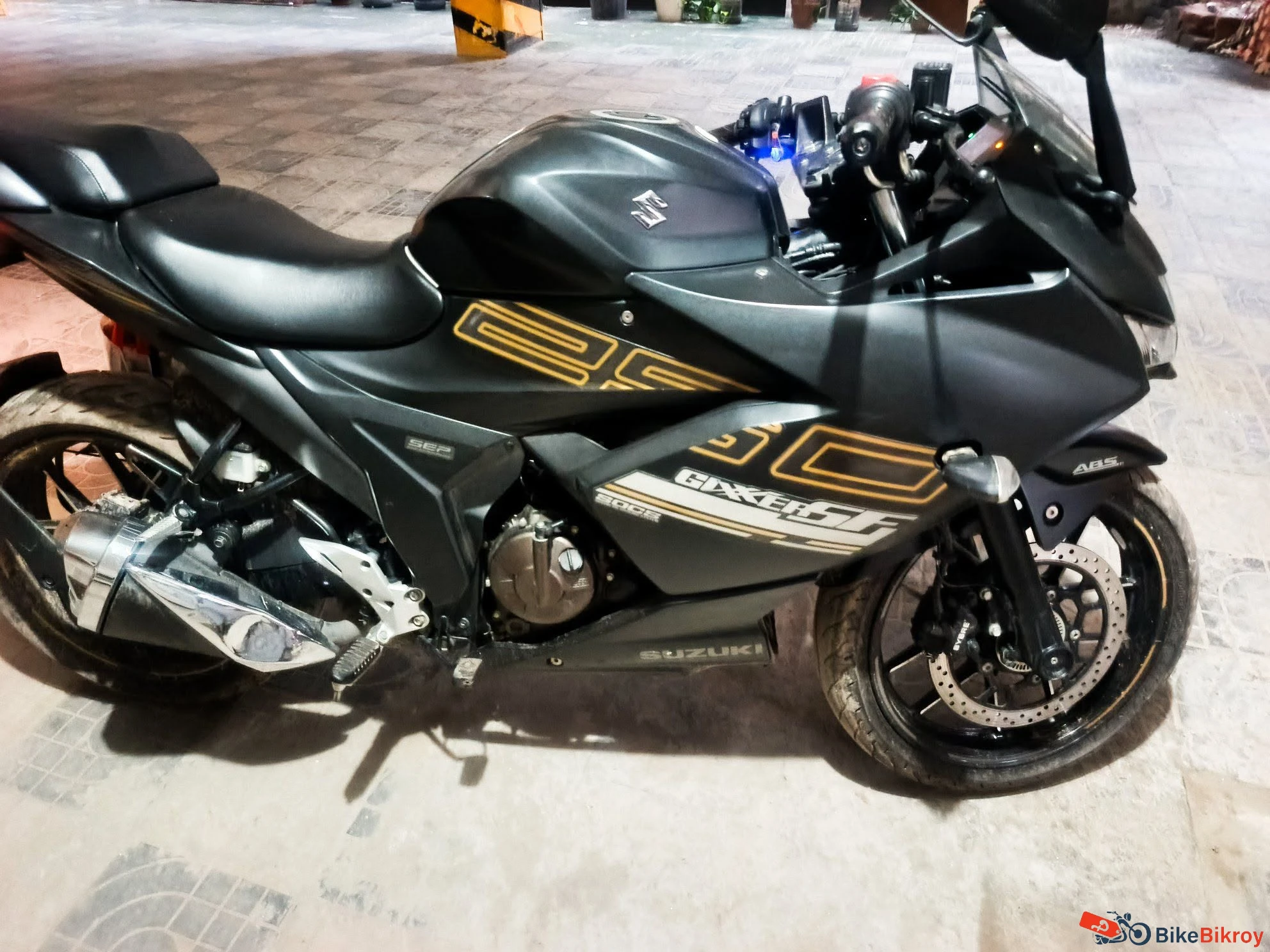 Suzuki Gixxer SF 250