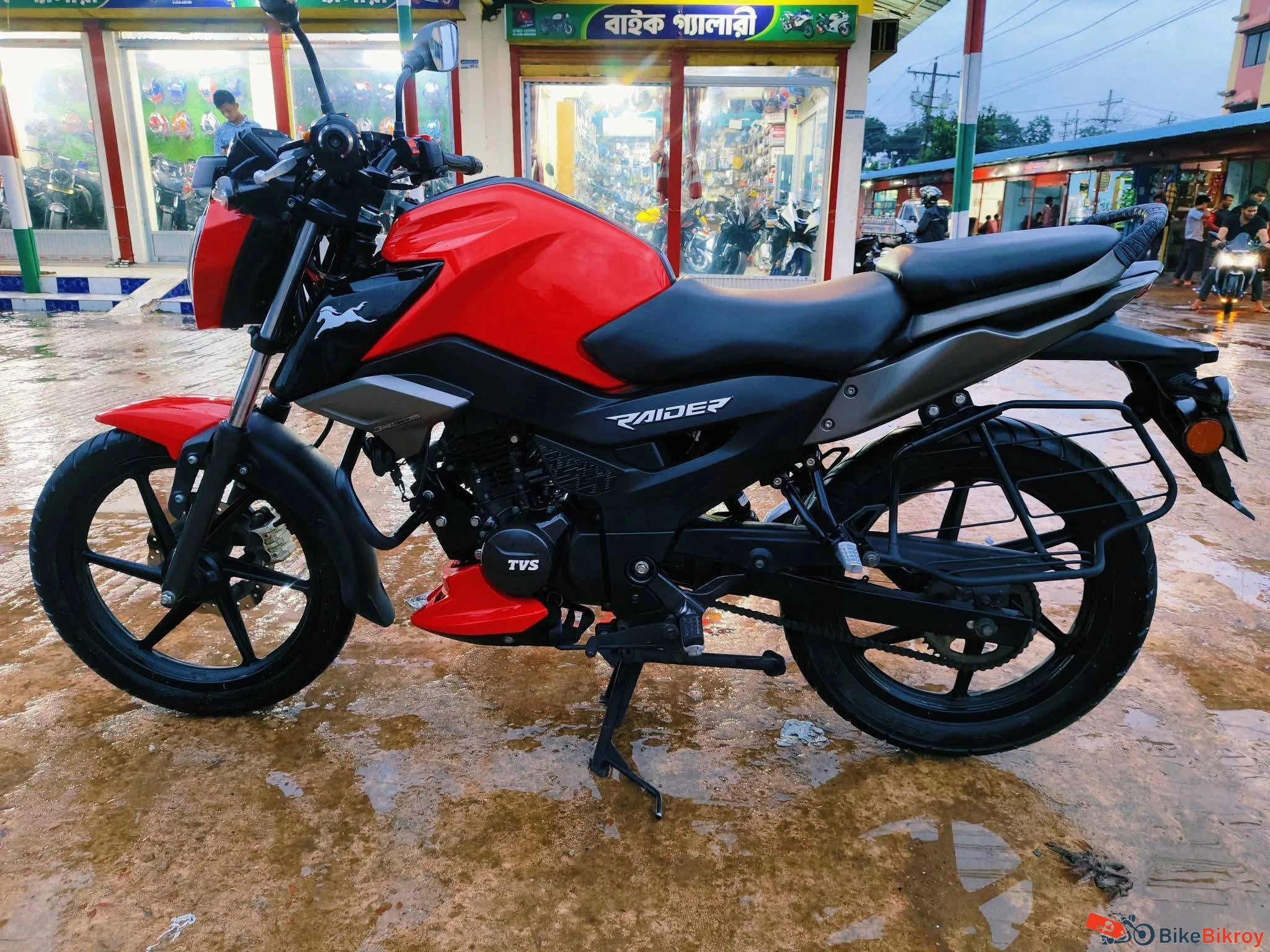 TVS Raider 125