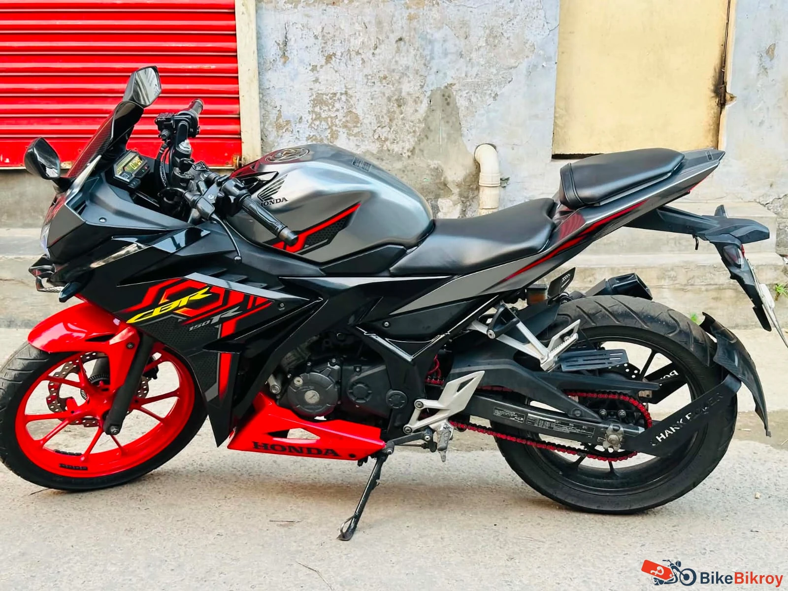 Honda CBR150R (Thailand Edition)