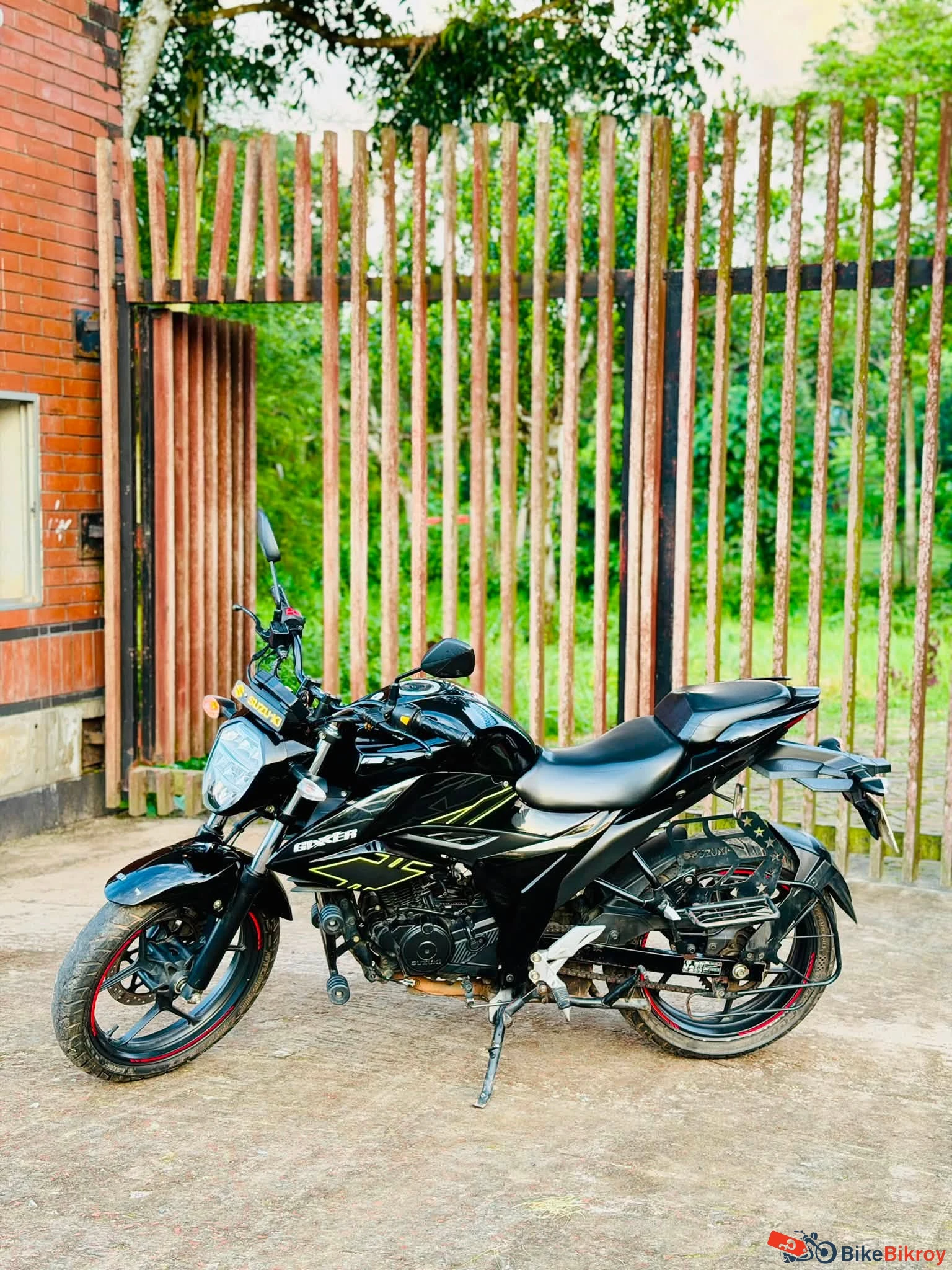 Suzuki Gixxer FI ABS