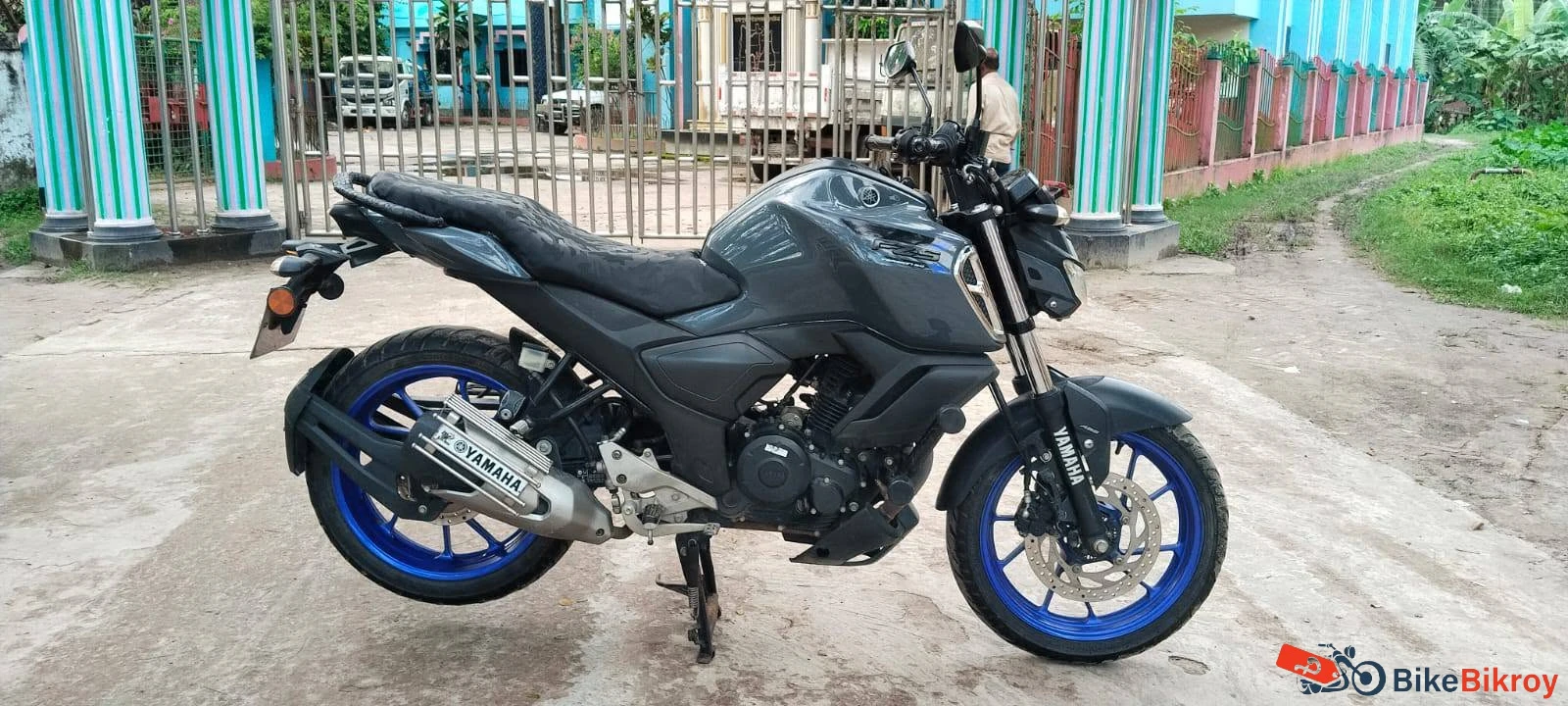 Yamaha FZS V3 Deluxe