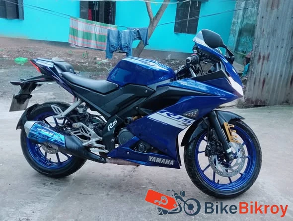 Yamaha R15 V3