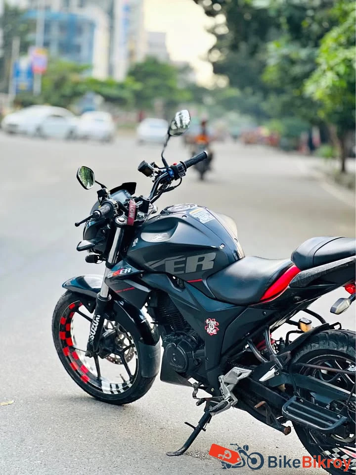 Gixxer double disk