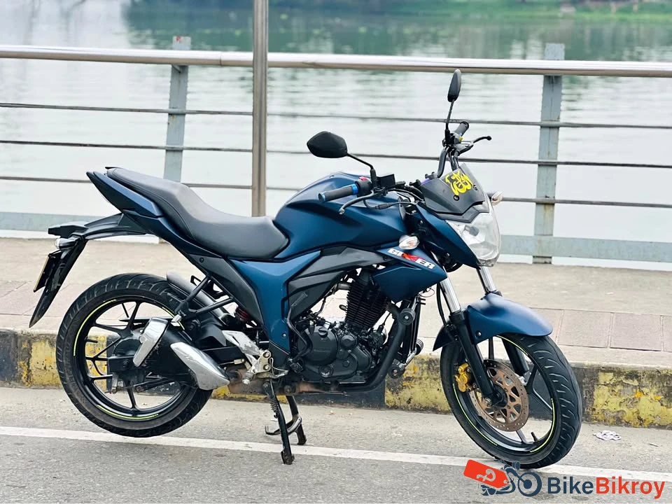 Gixxer monoton