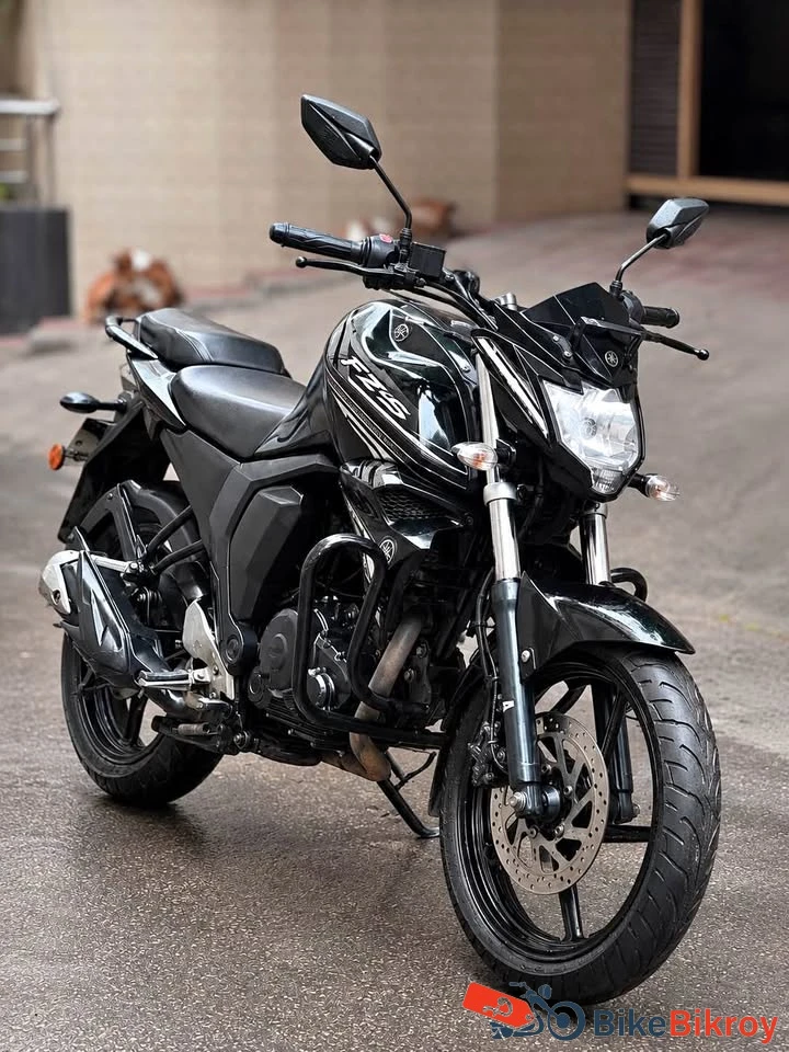 Yamaha Fz-S V2 Midnight Black