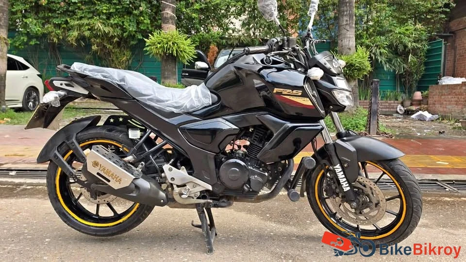 YAMAHA FZ V3 FI ABS