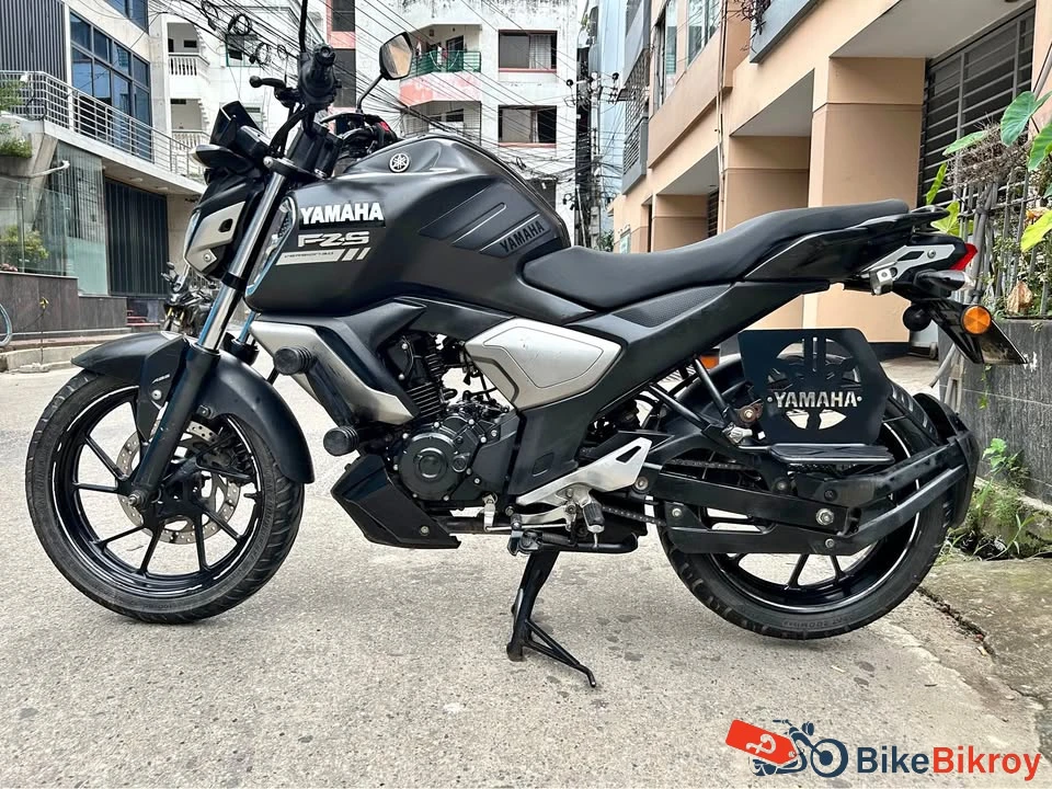 Yamaha Fz v3fi abs