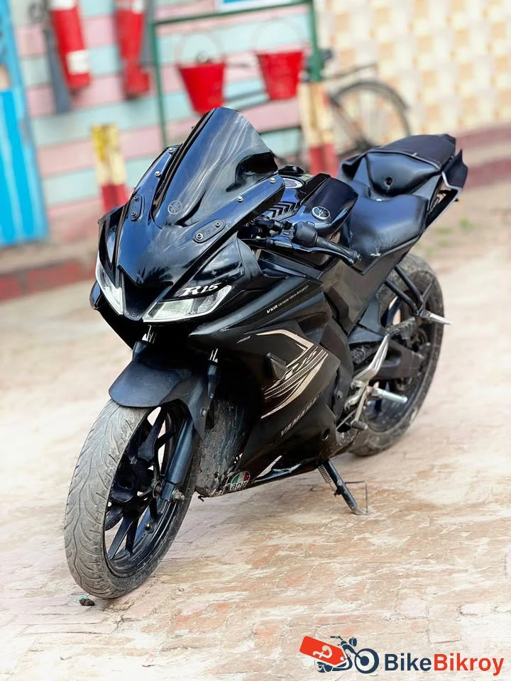 Yamaha R15v3